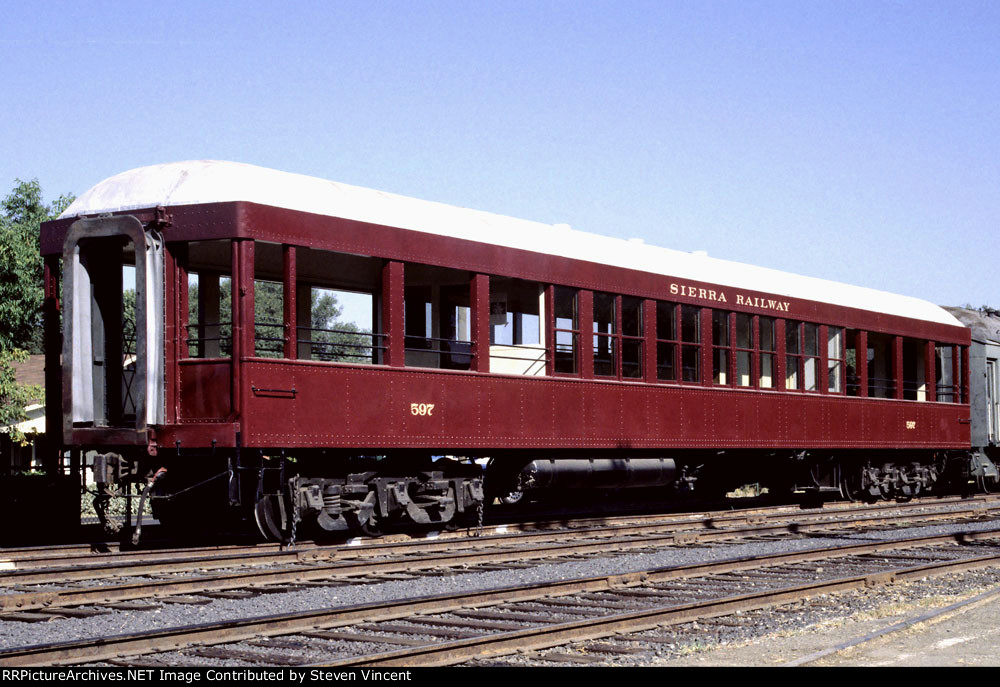 Sierra Railway open air sight-seeing coach SRYC #597